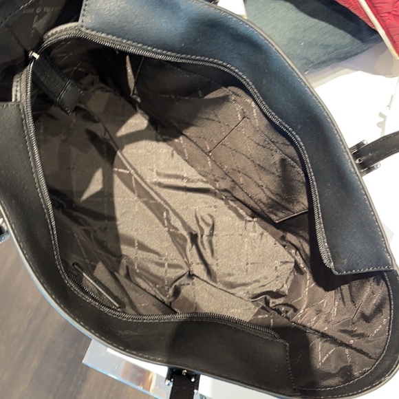 Michael Kors Gilly Travel Large Drawstring Tote - Picture 13 of 16